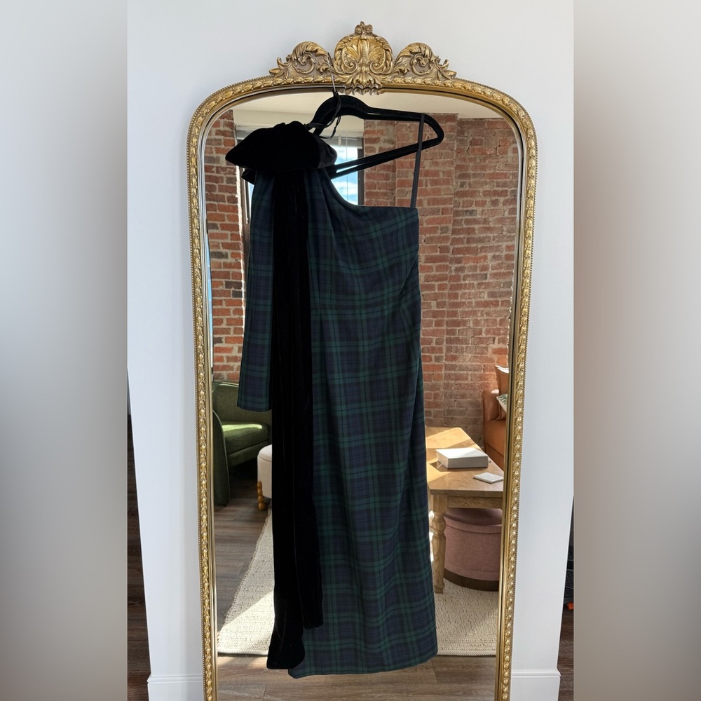 Plaid One-Shoulder Dress - Picture 4 of 6